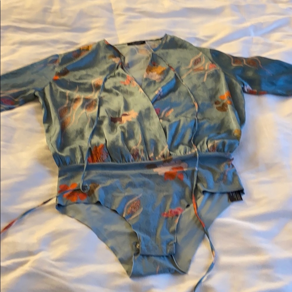 Zara bodysuit shirt size M